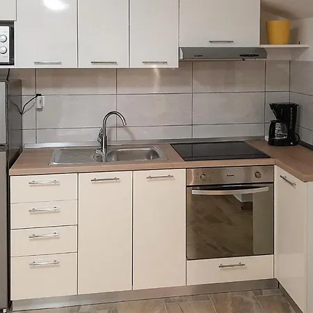 Nice Apartment In Vrsi With 2 Bedrooms Exterior photo